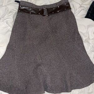 Lidisi striped buckle skirt